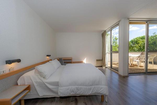 Domaine De Chaussy 3* Lagorce (Ardeche)