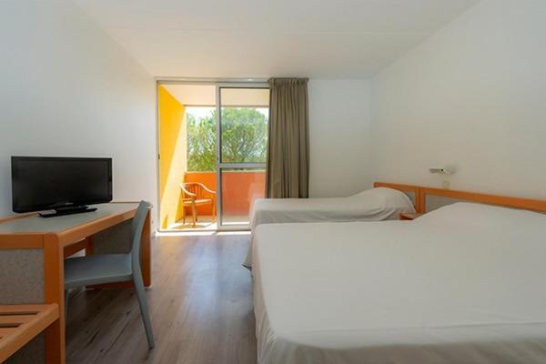 Domaine De Chaussy 3*